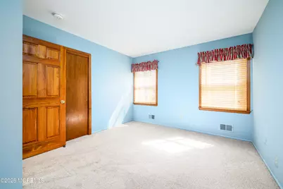 21 Jefferson Court, Freehold, NJ 07728 - Photo 44