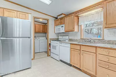 566 Sara Drive, Freehold, NJ 07728 - Photo 8