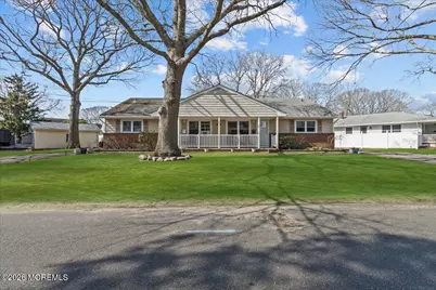 1003 Hollywood Boulevard, Point Pleasant, NJ 08742 - Photo 2
