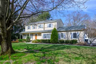 821 Middletown-Lincroft Rd, Middletown, NJ 07748 - Photo 2