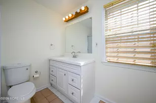 821 Middletown-Lincroft Rd, Middletown, NJ 07748 - Photo 32