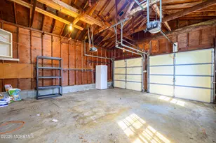 821 Middletown-Lincroft Rd, Middletown, NJ 07748 - Photo 40