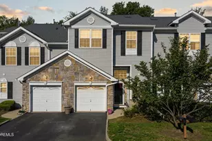 14 Linda Ct, South Amboy, NJ 08879 - Photo 1