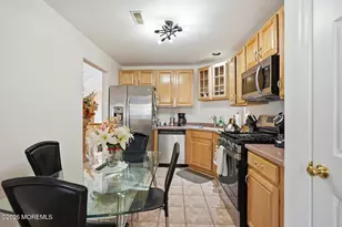 14 Linda Ct, Old Bridge Township, NJ 08857 - Photo 10