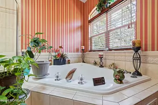 14 Linda Ct, Old Bridge Township, NJ 08857 - Photo 20