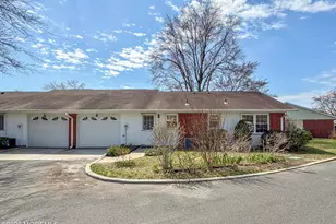 703 Plymouth Dr, Lakewood, NJ 08701 - Photo 2