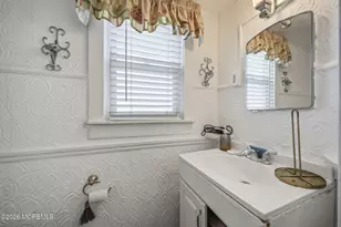 93 Center St, Freehold, NJ 07728 - Photo 14