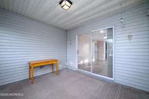 233 Cloverdale Dr, Lakewood, NJ 08701 - Photo 30
