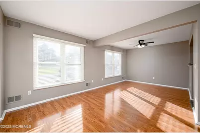 233 Cloverdale Drive, Lakewood, NJ 08701 - Photo 10