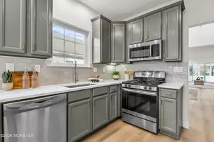 28 Florence Dr, Manchester Township, NJ 08759 - Photo 8