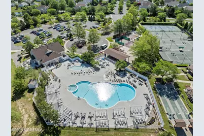 28 Florence Drive, Manchester Township, NJ 08759 - Photo 2