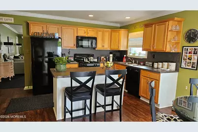 8 Beaumont Court, Toms River Township, NJ 08757 - Photo 4