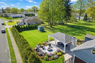 2 Annette Rd, Fairfield, NJ 07004 - Photo 8