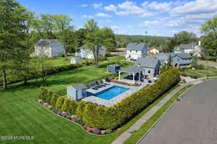 2 Annette Rd, Fairfield, NJ 07004 - Photo 10