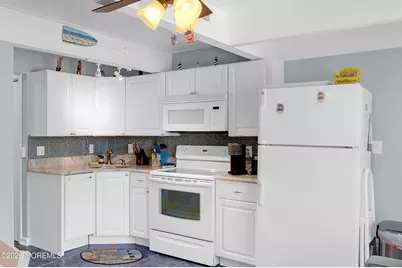 1681 Route 35 N #5, Ortley Beach, NJ 08751 - Photo 6