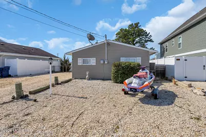 5 W Thames Road, Little Egg Harbor, NJ 08087 - Photo 8