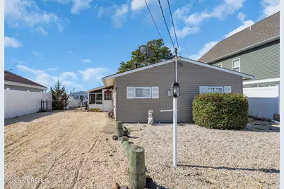 5 W Thames Road, Little Egg Harbor, NJ 08087 - Photo 2