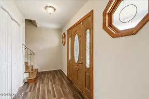 12 Holmes Ave, Monroe Township, NJ 08831 - Photo 6