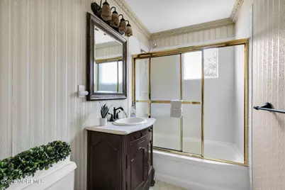 12 Karyn Terrace E, Middletown, NJ 07748 - Photo 14