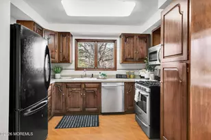 12 Karyn Ter E, Middletown, NJ 07748 - Photo 10