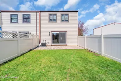 633 Randall Way, Aberdeen Township, NJ 07747 - Photo 28