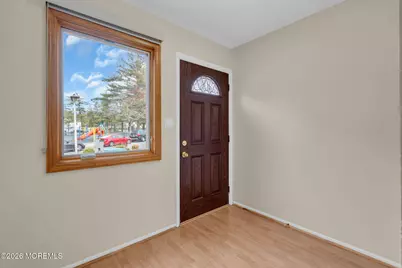 633 Randall Way, Aberdeen Township, NJ 07747 - Photo 4