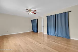 633 Randall Way, Aberdeen Township, NJ 07747 - Photo 22