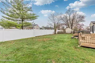 20 Surrey Dr, Hazlet Township, NJ 07730 - Photo 30