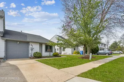 92 Lexington Circle, Matawan, NJ 07747 - Photo 6