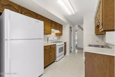 2 Essex Drive, Little Silver, NJ 07739 - Photo 10