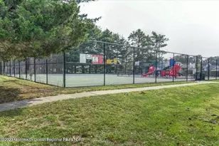 35 Breakwater Square, Freehold, NJ 07728 - Photo 16