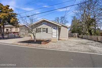 129 E Long Branch Avenue, Ocean Gate, NJ 08740 - Photo 2