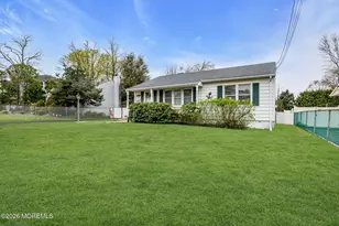 9 Robertsville Rd, Freehold, NJ 07728 - Photo 6