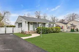 9 Robertsville Rd, Freehold, NJ 07728 - Photo 2