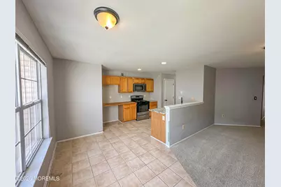 1212 Plymouth Road, North Brunswick Township, NJ 08902 - Photo 10