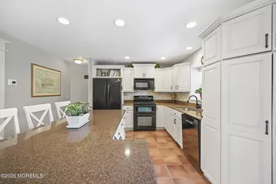 9 Traymore Road, Freehold, NJ 07728 - Photo 16