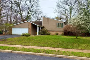 15 Birmingham Dr, Jackson, NJ 08527 - Photo 2