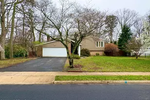 15 Birmingham Dr, Jackson, NJ 08527 - Photo 1