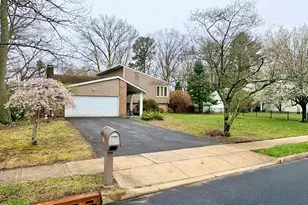 15 Birmingham Dr, Jackson, NJ 08527 - Photo 4