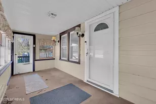 543 N Riverside Dr, Neptune Township, NJ 07753 - Photo 6