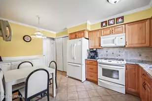 29 Millay Rd, Morganville, NJ 07751 - Photo 10