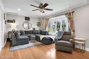 49 7th St, Belford, NJ 07718 - Photo 6