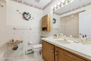 10 Stroud Ct, Toms River Township, NJ 08757 - Photo 18