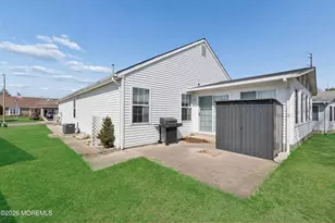 10 Stroud Ct, Toms River Township, NJ 08757 - Photo 20