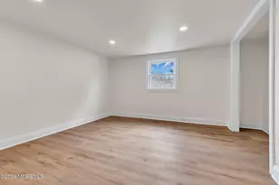 37 Swartzel Dr, Middletown, NJ 07748 - Photo 34