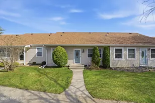 110 Henley Ct, Freehold, NJ 07728 - Photo 1