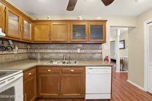 110 Henley Ct, Freehold, NJ 07728 - Photo 16