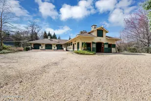 2 Alyce Ln, Rumson, NJ 07760 - Photo 1