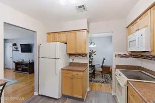 8 Hummingbird Ln, Whiting, NJ 08759 - Photo 8