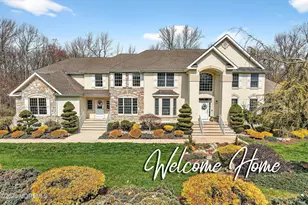 13 Palmer Cir, Millstone Township, NJ 08535 - Photo 2